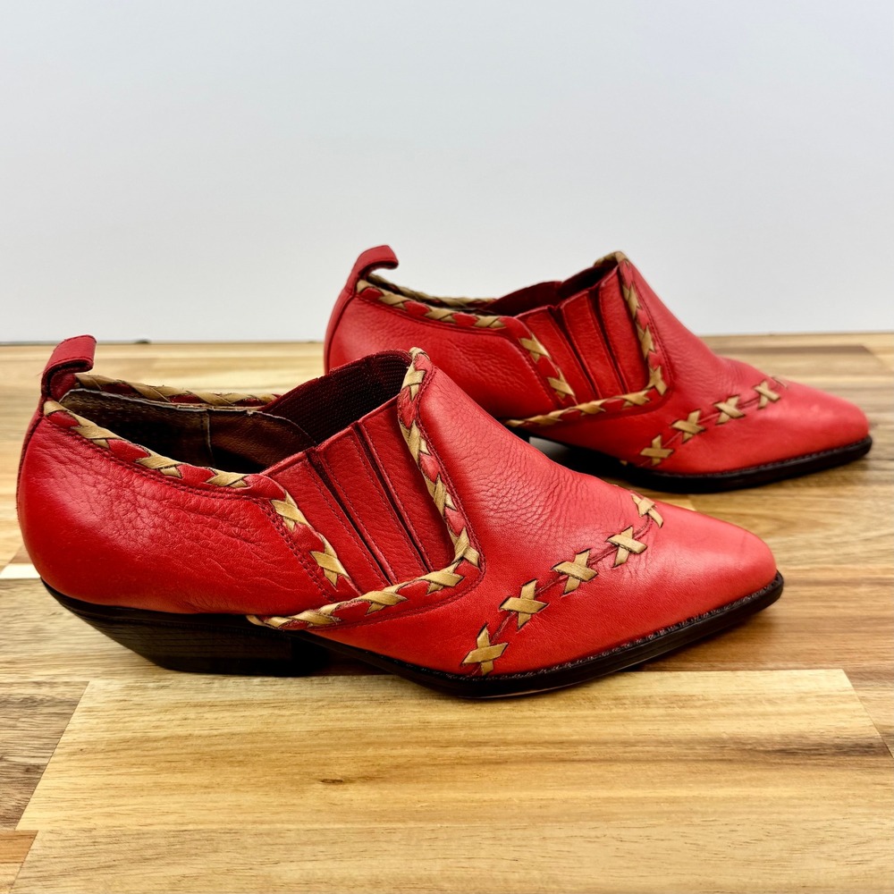 SABRA Red Leather Ankle Boots Western Accents Pointed Toe Shoes Size 5.5 - Picture 6 of 9